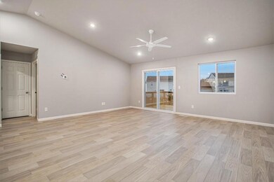 1 CCF024-i2060-Great Room3