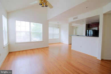 14005 Vista Dr unit 26, Laurel, MD 20707 - photo 5