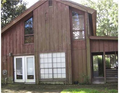 4009 Sentinel Dr, Moss Point, MS 39562 - photo 2