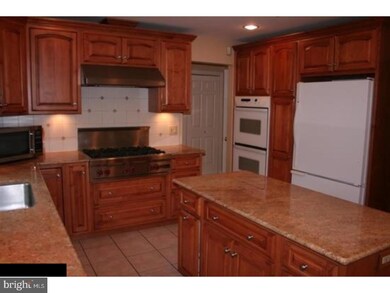 1754 Wynnewood Dr, Vineland, NJ 08361 - photo 5