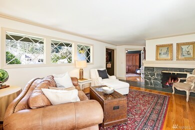 10520 Alan a Dale Place, Edmonds, WA 98020 - photo 4