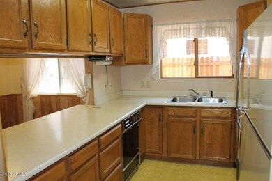 Kitchen (1)