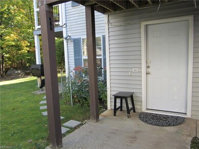 Property entrance featuring a yard
