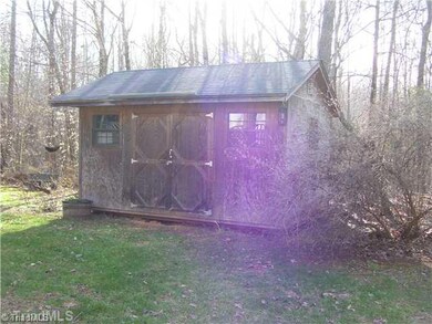 2107 King Ct, Asheboro, NC 27203 - photo 5