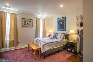 1422 S 23rd St, Philadelphia, PA 19146 - photo 6