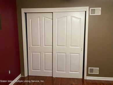 137 Darnell Ln unit 1 Fl, Staten Island, NY 10309 - photo 7