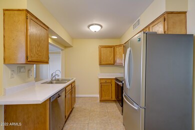 13637 N 111th Ave, Sun City, AZ 85351 - photo 4