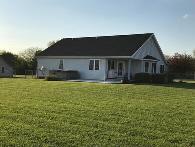 6911 Hitler Road 2, Circleville, OH 43113 - photo 3