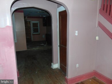 254 Grand Ave, Camden, NJ 08105 - photo 7