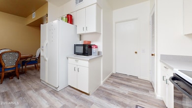 15426-N-Lakeforest-Dr-Kitchen(1)