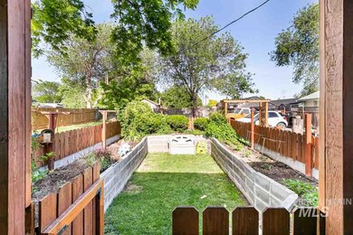 1308 Holly St, Nampa, ID 83686 - photo 4