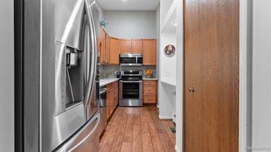 25106 Hamilton Ct, South Lyon, MI 48178 - photo 5