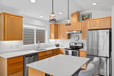 71 William Way, Talent, OR 97540 - photo 5