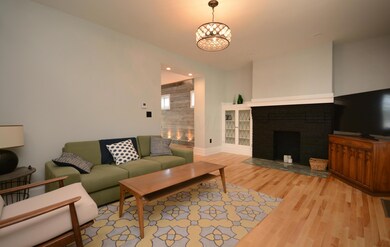 Living Room (4)