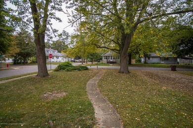 500 Dunlap St, Lansing, MI 48910 - photo 7