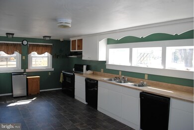 7582 Quaker Neck Rd, Chestertown, MD 21620 - photo 4