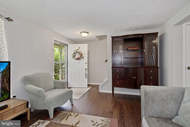 7213 Carved Stone, Columbia, MD 21045 - photo 4