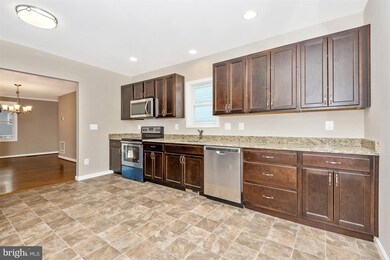 16 S Virginia Ave, Brunswick, MD 21716 - photo 6