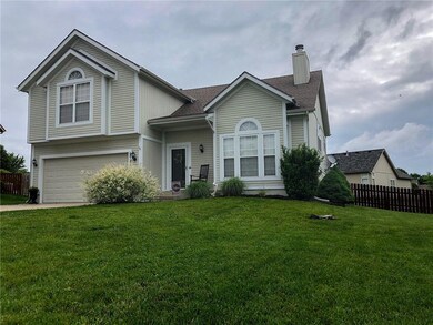 21320 W 51st Ct, Shawnee, KS 66218 - photo 2