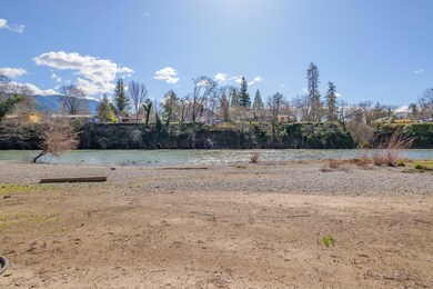 1455 SE Rogue Dr, Grants Pass, OR 97526 - photo 6