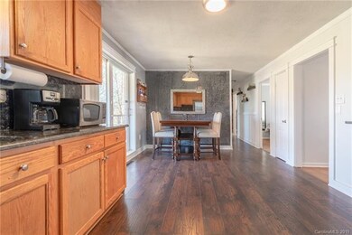 168 Independence Loop unit 24, Statesville, NC 28625 - photo 5
