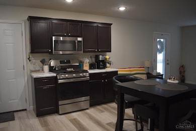 113 Springlake Ave, Hillsboro, OH 45133 - photo 3