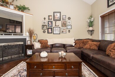 8517 William Cummins Ct, Louisville, KY 40228 - photo 5