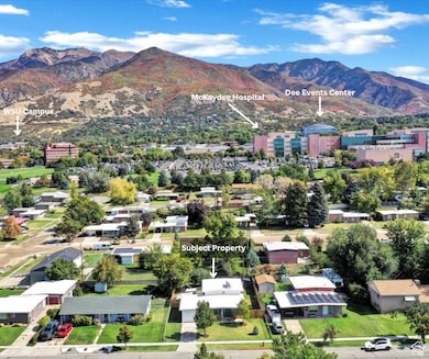 Bird's eye view of mountains