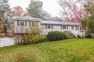43 Tenby Dr, Nashua, NH 03062 - photo 2