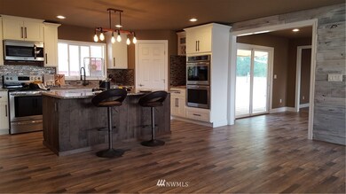 9513 304th St E, Graham, WA 98338 - photo 2