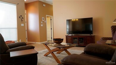 2113 Kingfisher Ln, Mission, TX 78572 - photo 6