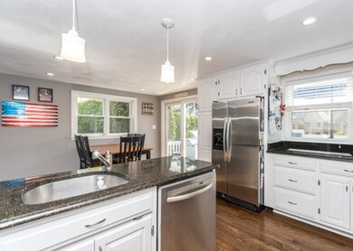 39 Graymore Rd, Waltham, MA 02451 - photo 5