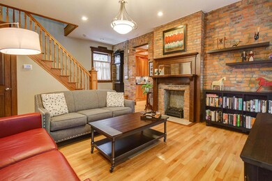 320 w 3rd-17