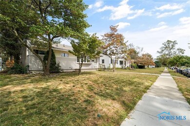 2652 Claredale Rd, Toledo, OH 43613 - photo 2