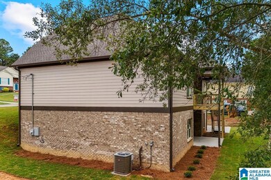122 E Willow Cir, Calera, AL 35040 - photo 5