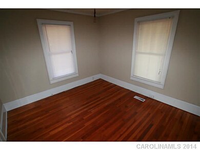 231 Maple St, Statesville, NC 28677 - photo 5