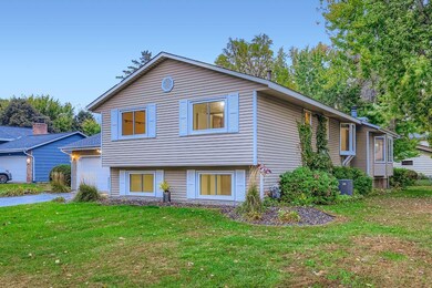 8033 Quail Ave N, Brooklyn Park, MN 55443 - photo 3