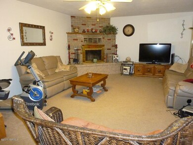 2073 Selah Loop Rd, Selah, WA 98942 - photo 3