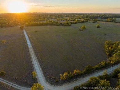 38 E 15 Rd, So Coffeyville, OK 74083 - photo 3