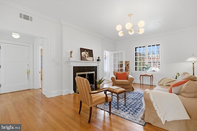 230 Stony Run Ln unit 4F, Baltimore, MD 21210 - photo 6