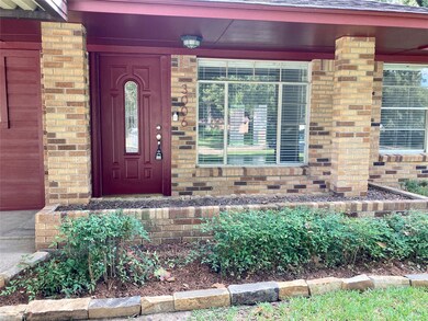 3006 Carlford Cir, Houston, TX 77018 - photo 2