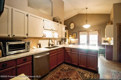 838 Mountain View Dr, New Castle, CO 81647 - photo 4
