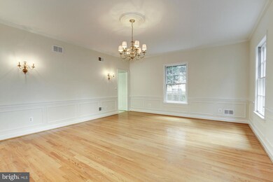 5116 Yuma St NW, Washington, DC 20016 - photo 6