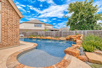 20007 Peach Mill Ct, Cypress, TX 77433 - photo 2