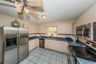 34704 Wright Ln, Wesley Chapel, FL 33545 - photo 7