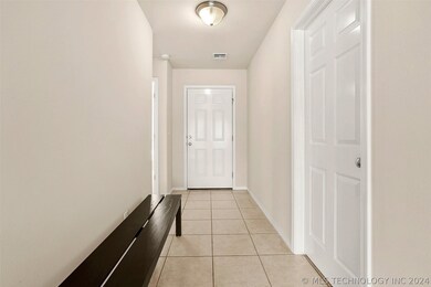 3416 E Vail St, Broken Arrow, OK 74014 - photo 5