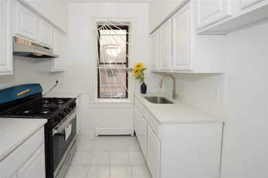 258 Clendenny Ave unit 6, Jersey City, NJ 07304 - photo 2