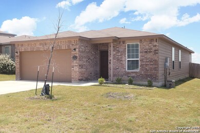 10368 McQueeney, San Antonio, TX 78252 - photo 2