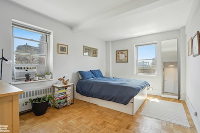 Amalgamated Dwellings unit G7F, New York, NY 10002 - photo 6