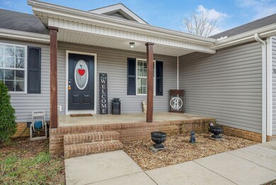 36 Elm Crest Cir, McMinnville, TN 37110 - photo 2